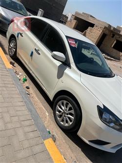 نيسان سيلفي